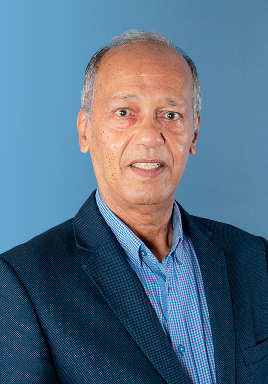 Portrait of Abdelhak Bassou